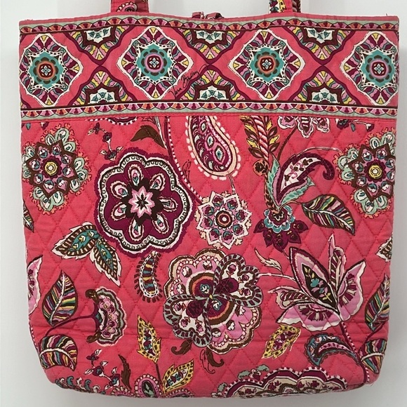 Vera Bradley Call Me Coral Large Tote with Toggle Closure - Picture 4 of 12